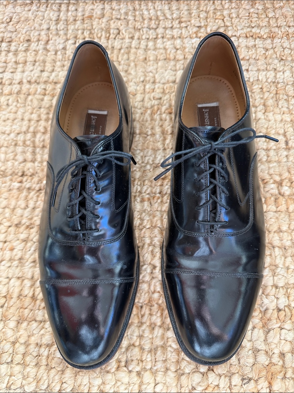 Johnston & Murphy Men’s Melton Cap-Toe Oxford Lace-Up Shoes